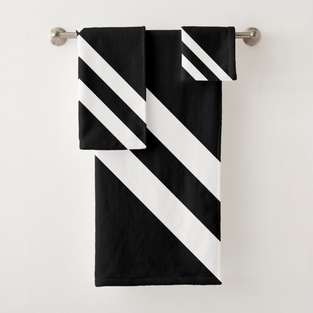 Chic Abstract Black & White Striped Bath Towel Set (Insitu)