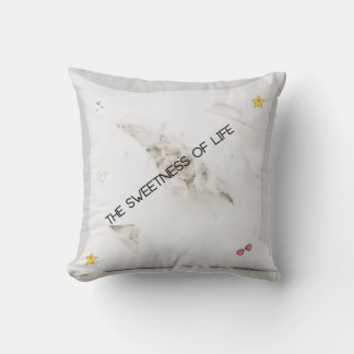 Chic and Comfortable Pillow for Your Home Décor