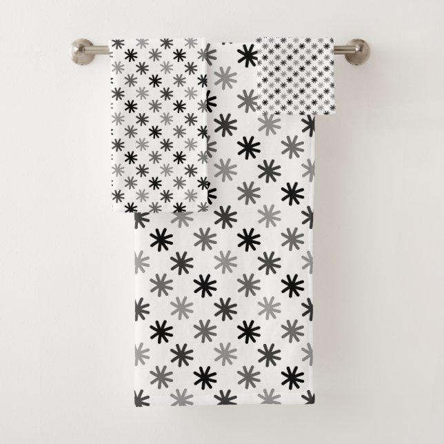 Chic Asterisks - Classic - White Background Bath Towel Set (Insitu)