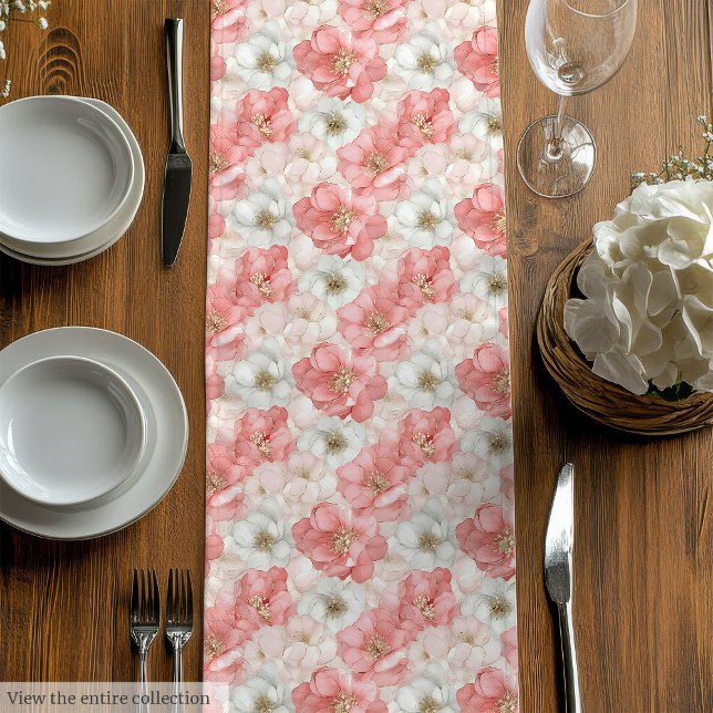 Chic blush and gold floral wedding table runner (Chic blush and gold floral wedding table runner)