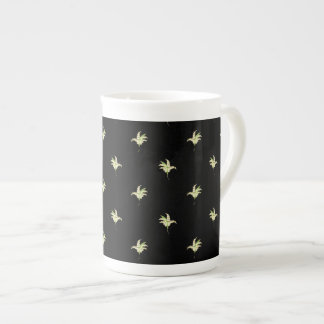 Chic Bone China Mug: Lilies of the Valley, Black Mug