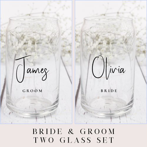 Chic Bride Groom Script Wedding Can Glass