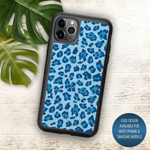 Chic Dark Light Blue Leopard Print On Pastel Blue iPhone 13 Case