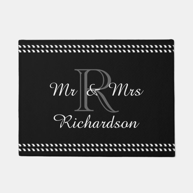 CHIC DOOR MAT_"Mr & Mrs"_NAME/MONOGRAM Doormat (Front)