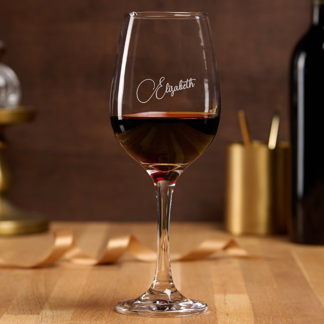 Chic Elegant Calligraphy Script Monogrammed Etched Wine Glass (Chic Elegant Calligraphy Script Monogrammed Etched Wine Glass)
