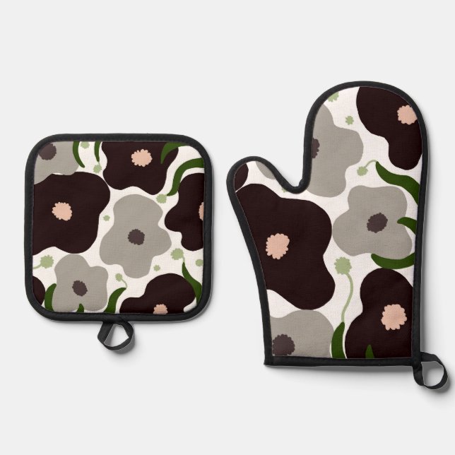 Chic Flowers Oven Mitt and Potholder Oven Mitt & Pot Holder Set (Front)
