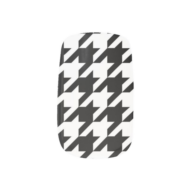 chic geometric black and white houndstooth pattern minx nail art (Left Thumb)