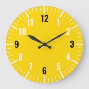 Chic Gold Analog Clock With Numbers