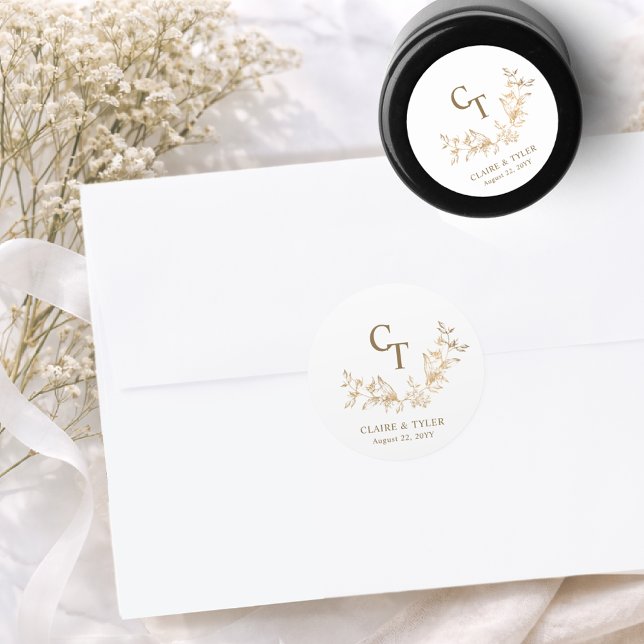 Chic Gold Wedding Monogram Envelope Seal / Favor (Creator Uploaded)