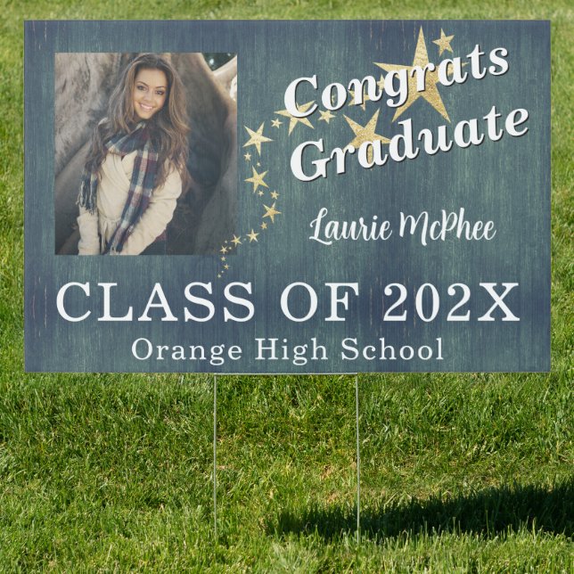 Chic Graduate  Sign (Insitu)