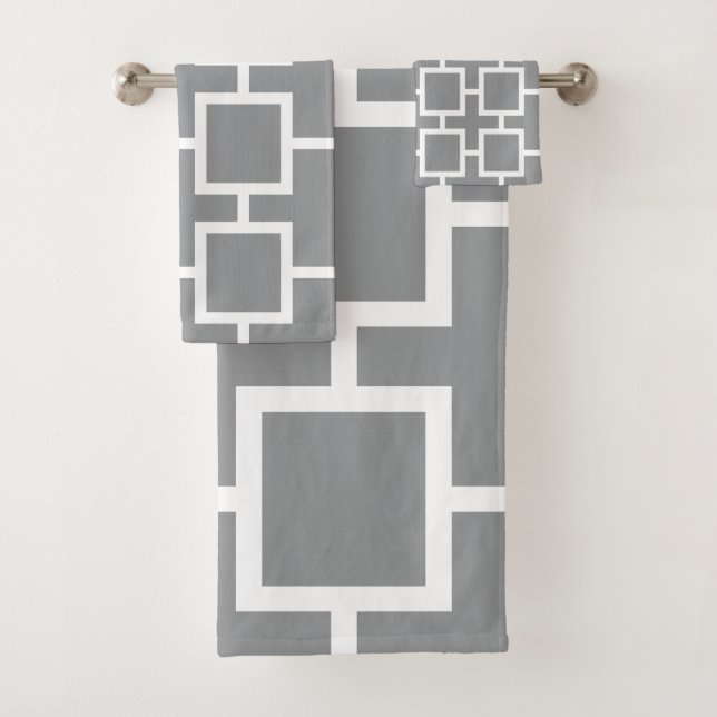 Chic Gray and White Geometric Square Pattern Bath Towel Set (Insitu)
