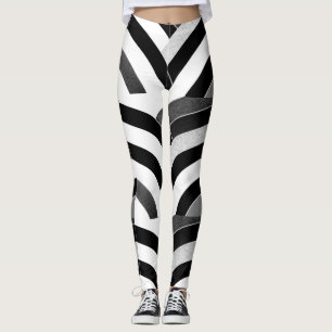 chic modern black/white chevrons leggings
