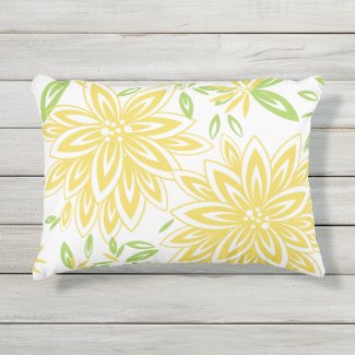 CHIC OUTDOOR PILLOW_PRETTY BUTTER YELLOW FLORAL OUTDOOR
PILLOW