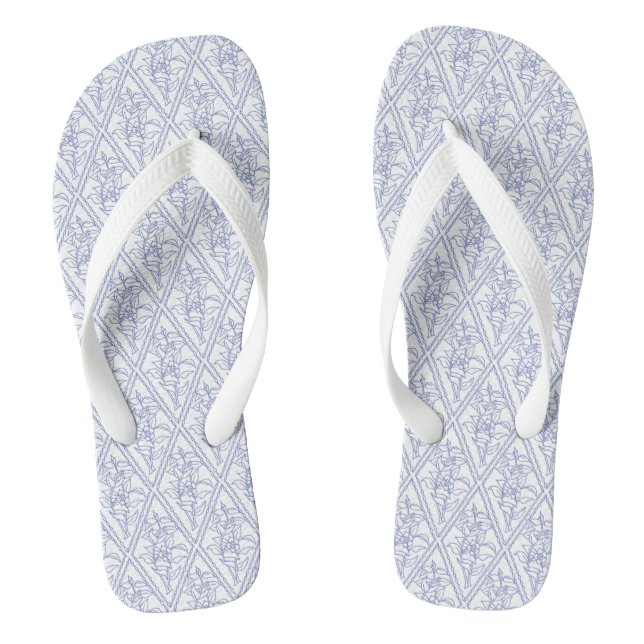 Chic Periwinkle Blue White Floral Diamond Pattern Flip Flops (Footbed)