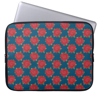 Chic Red Roses on Blue Neoprene Laptop Sleeve