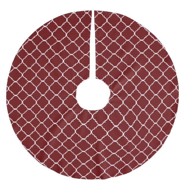 Chic Red White Quatrefoil Brushed Polyester Tree Skirt (Front)