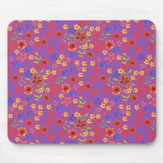 Chic Retro Floral Print on Magenta Mousepad
