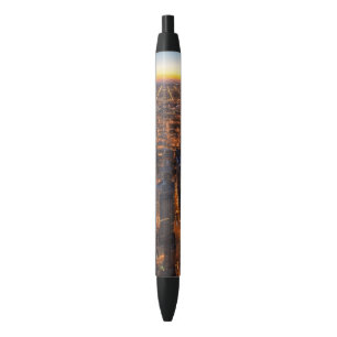 Chicago downtown at sunset pen