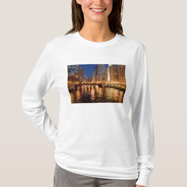 Chicago, Illinois, Skyline and Chicago River at 2 T-Shirt (Front)