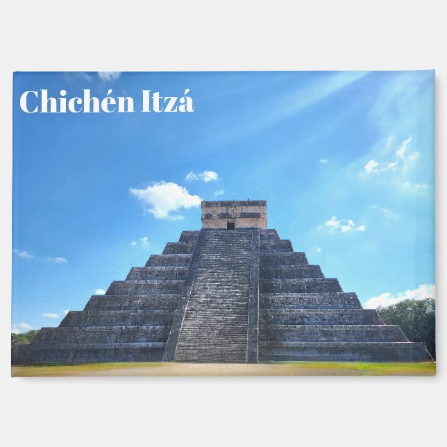 Chichén Itzá Mexico Souvenir Magnet (Front)