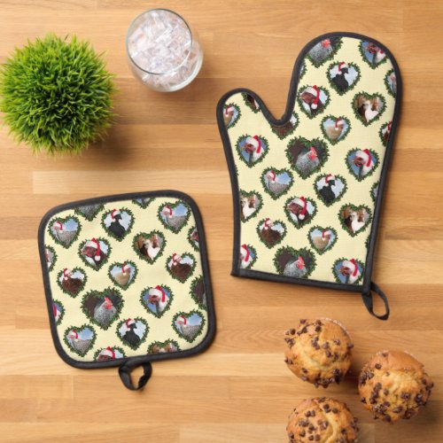 Chickens in Wreath Heart Christmas Oven Mitt  Pot Holder Set