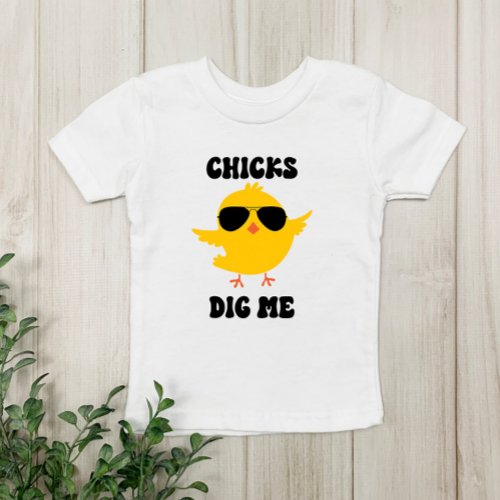 Chicks Dig Me Cool Easter Bird Shades Sunglasses T_Shirt