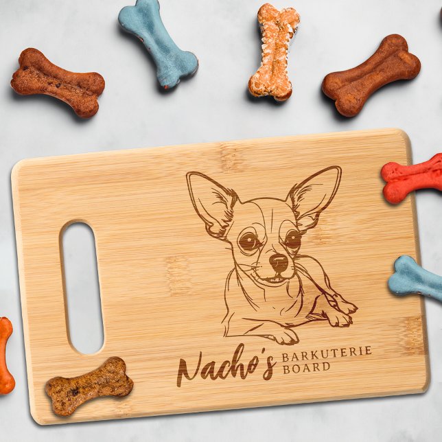 Chihuahua Barkuterie Dog Treat Wood Engraved Cutting Board (Chihuahua Dog Cutting Board Barkuterie Personalized with Dog's Name, Gift for Dog Mom, Dad, Owner)