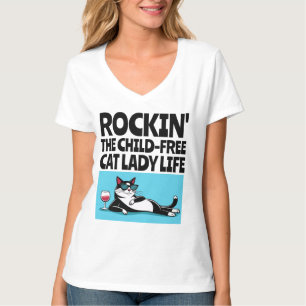 CHILDLESS CAT LADIES T-SHIRTS