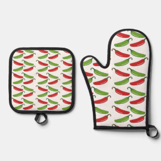 Chiles Serrano Green and Red Oven Mitt & Pot Holder Set