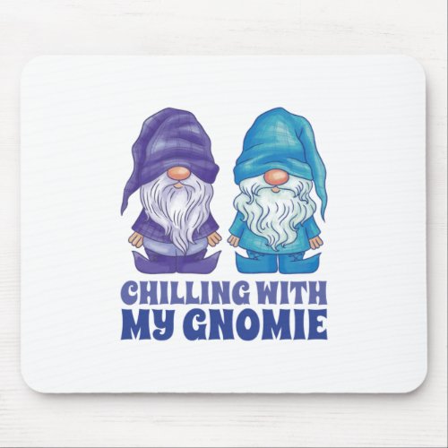Chilling with my gnome mouse pad