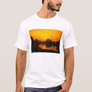 China. Colorful China. Beautiful Li river. T-Shirt