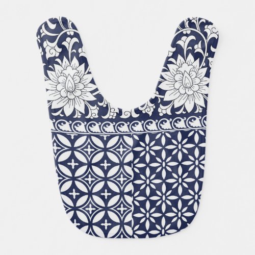 Chinese Elegance Seamless Ornament Baby Bib