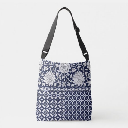 Chinese Elegance Seamless Ornament Crossbody Bag