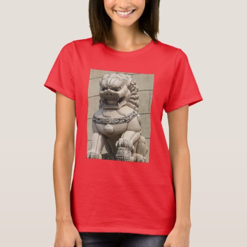 Chinese Female Guardian Lion Foo Dog 石獅 T_Shirt