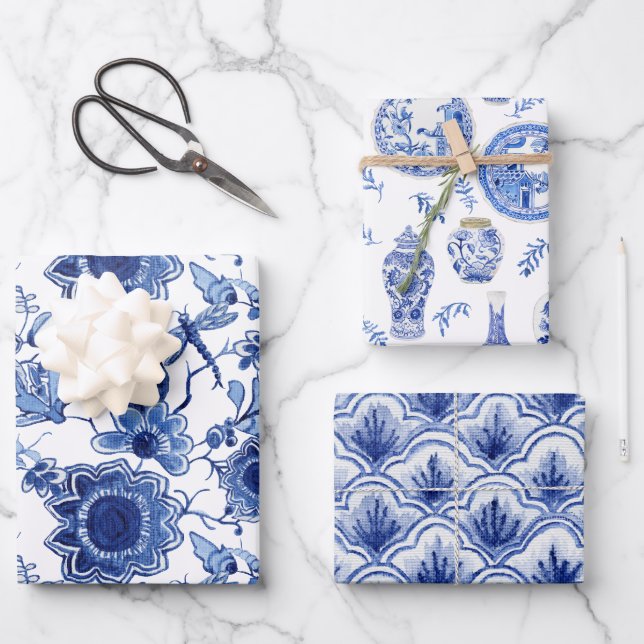 Chinese Vintage Blue and White Chinoiserie Floral Wrapping Paper Sheets (Front)