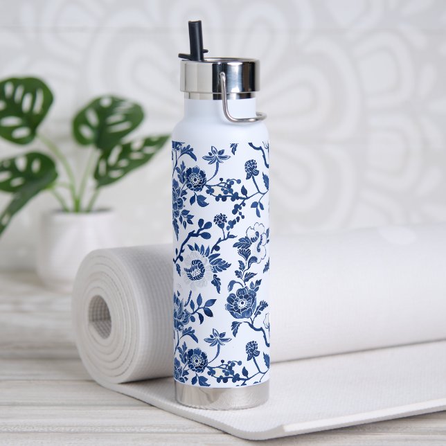 Chinoiserie Shades of Blue Water Bottle (Yoga)