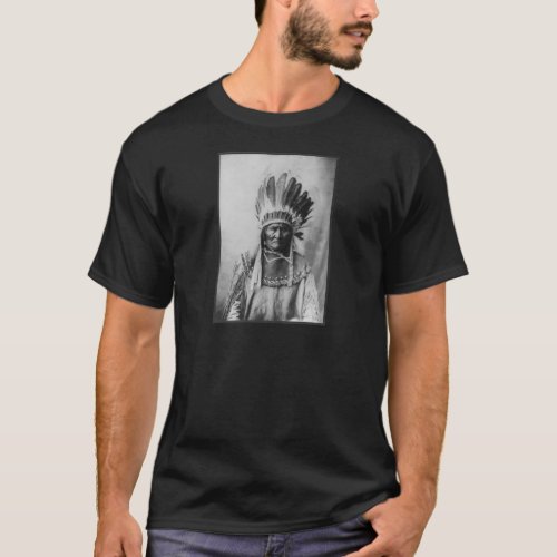 Chiricahua Apache Geronimo Goyathlay Goyahkla T_Shirt