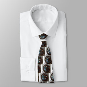 Chocolate cake tie