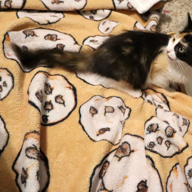 Chocolate Chip Cookies Cookie lover Fleece Blanket (Creator Uploaded)