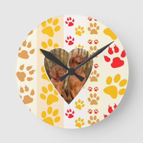 Chocolate Labrador Retriever  Dog Hearts Paw Print Round Clock