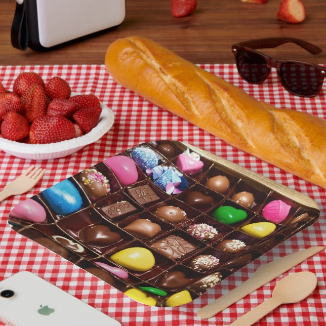 chocolate paper plates (Picnic)