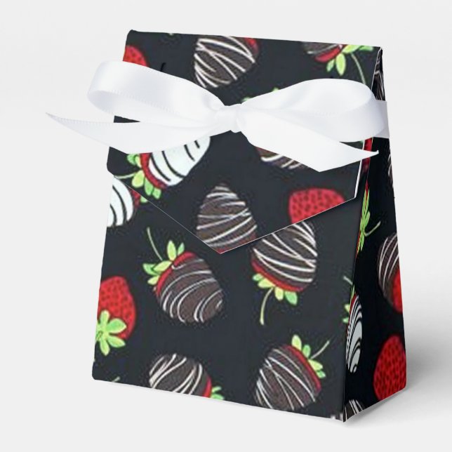 Chocolate Strawberries Pattern Favor Box (Front Side)