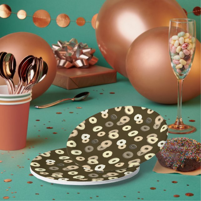 Chocolate vanilla donuts elegant pattern brown paper plates (Multi)