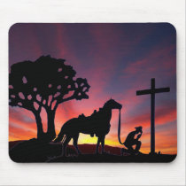 Christian Cowboy horse praying at the cross sunset Mouse Pad