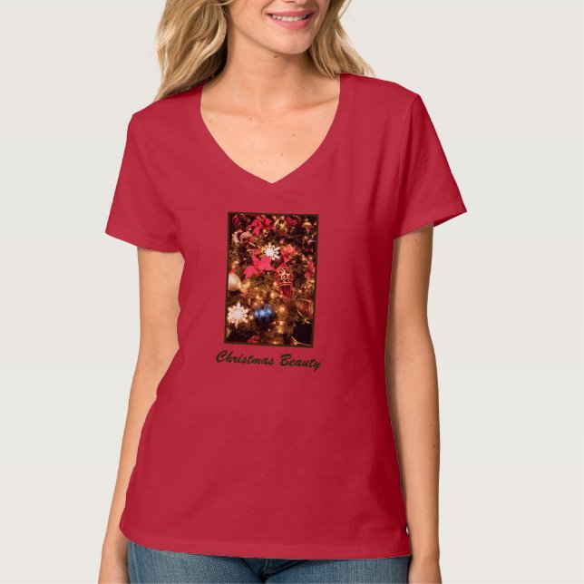 'Christmas Beauty' Ladies' V-Neck T-Shirt (Front)