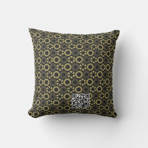 Christmas Black and Gold Wreaths Deco Throw Pillow