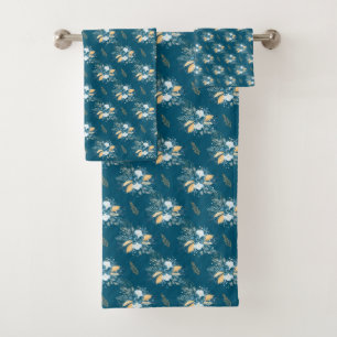 Christmas Blue and Tan Winterberries Bath Towel Se