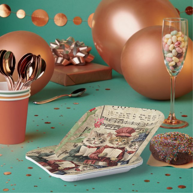Christmas Caroling Cats Paper Plates (Multi)