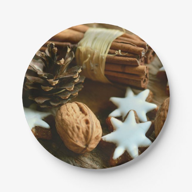 Christmas Cinnamon Sticks and Stars Paper Plates (Front)