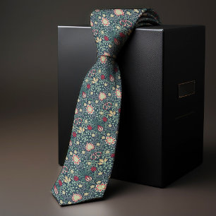 Christmas Colors Vintage Floral Morris Men's Neck Tie